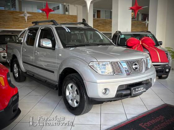 NISSAN FRONTIER 2.5 LE 4X4 CD TURBO ELETRONIC DIESEL 4P MANUAL NISSAN FRONTIER 2.5 LE 4X4 CD TURBO ELETRONIC DIESEL 4P MANUAL